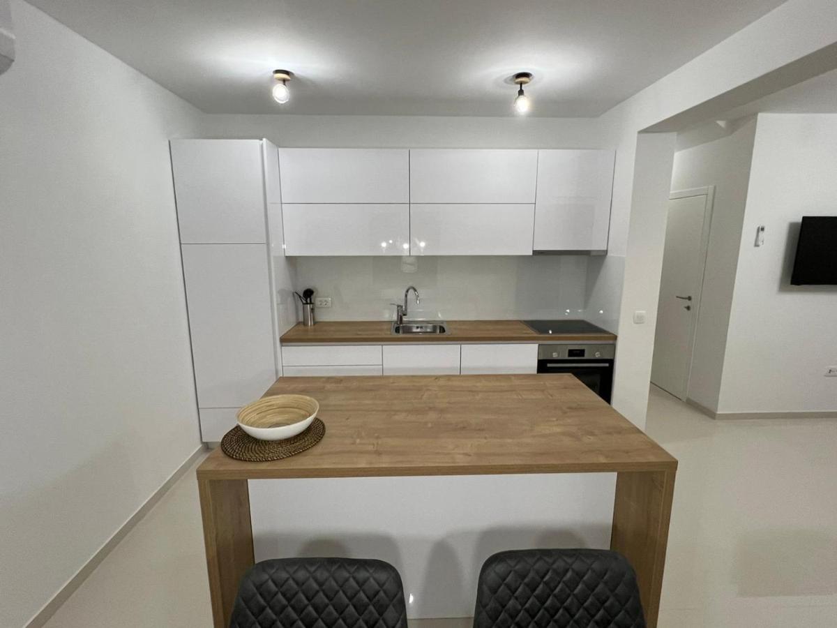 Residence Doli Vrsi Luaran gambar
