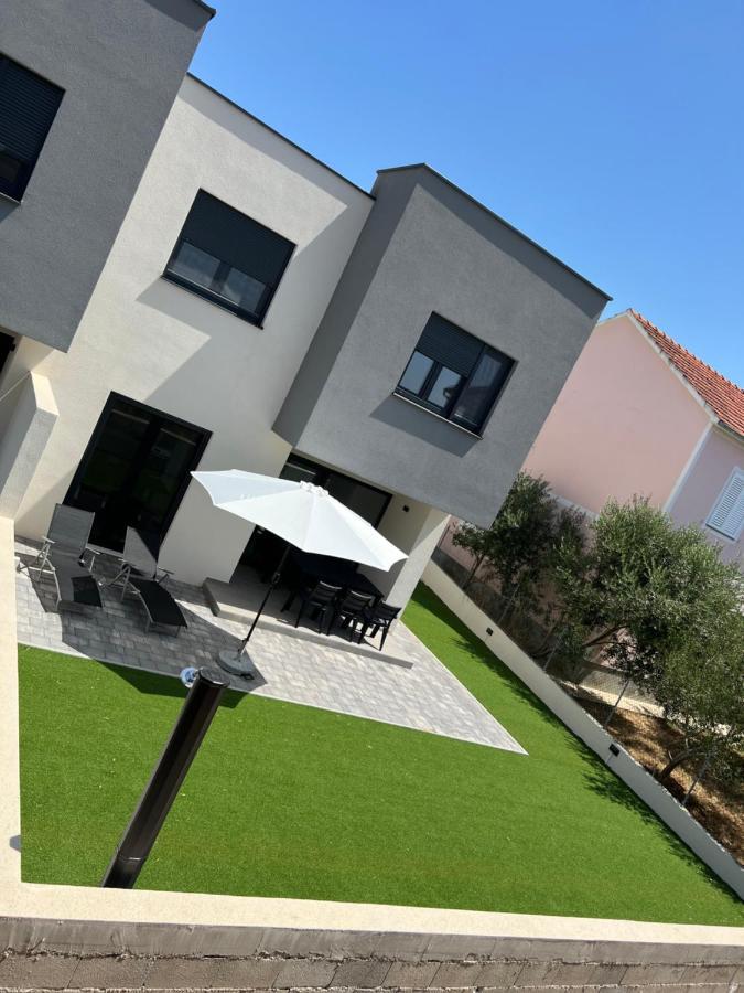 Residence Doli Vrsi Luaran gambar